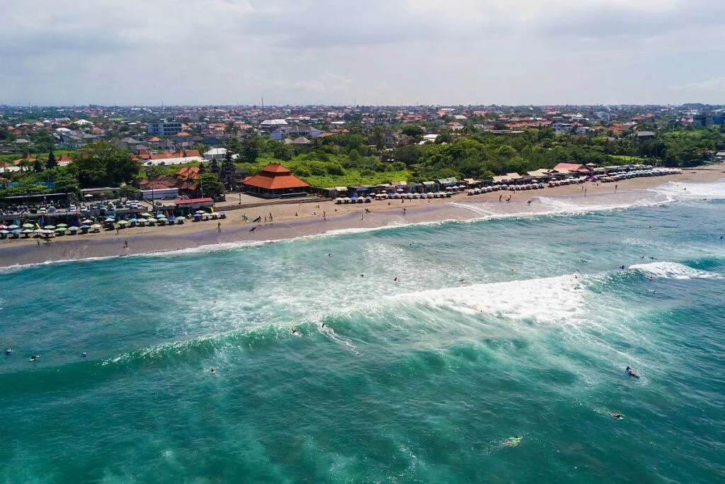 Bali Canggu digital nomad destination 2025 - top tropical remote work paradise with surf beaches, rice field coworking spaces, and wellness culture for location-independent professionals
