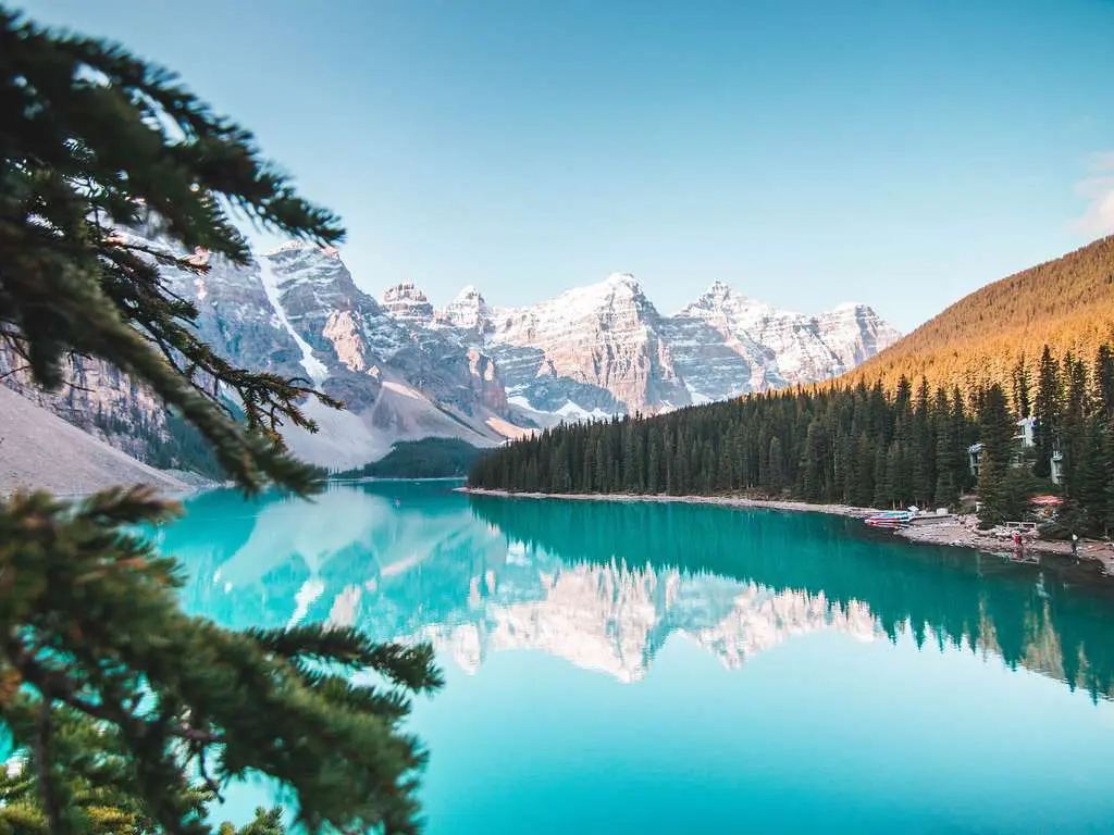 Canadian Rocky Mountains and wilderness lakes - safe multicultural destination for solo nature enthusiasts